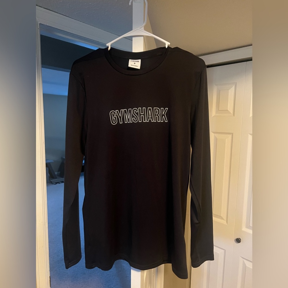 Gym shark long sleeve